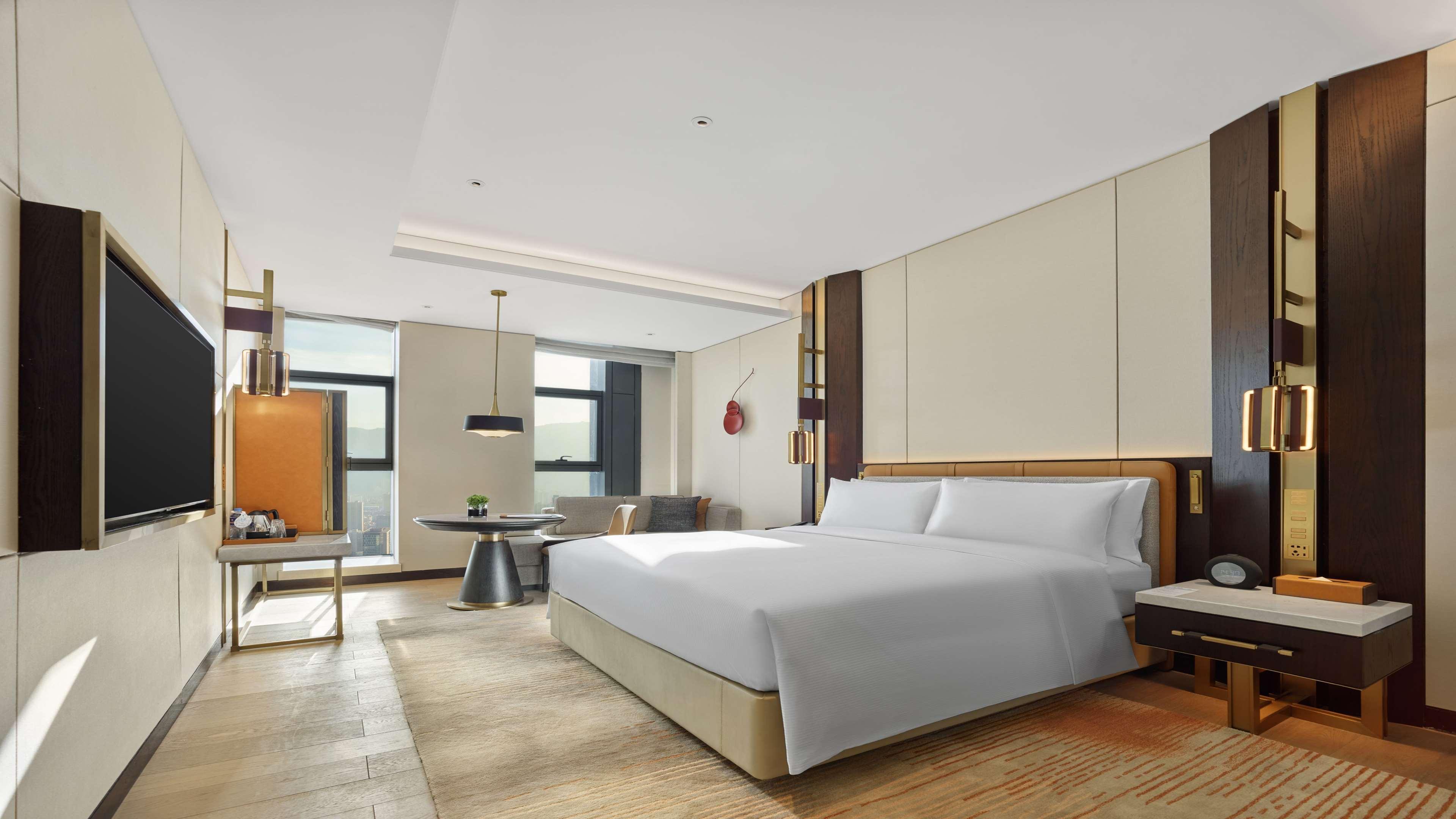 Hilton Lanzhou City Center Bagian luar foto