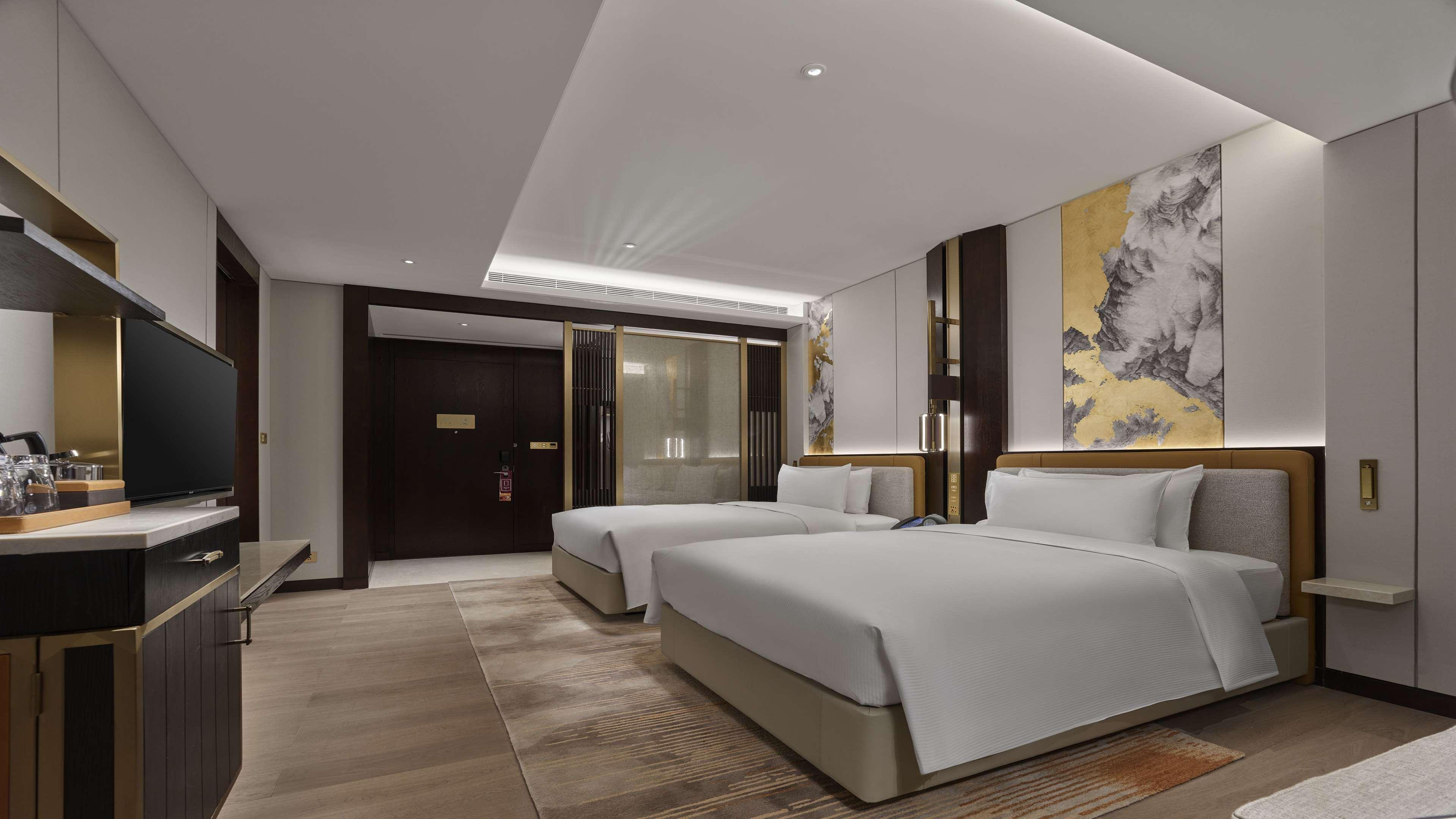 Hilton Lanzhou City Center Bagian luar foto