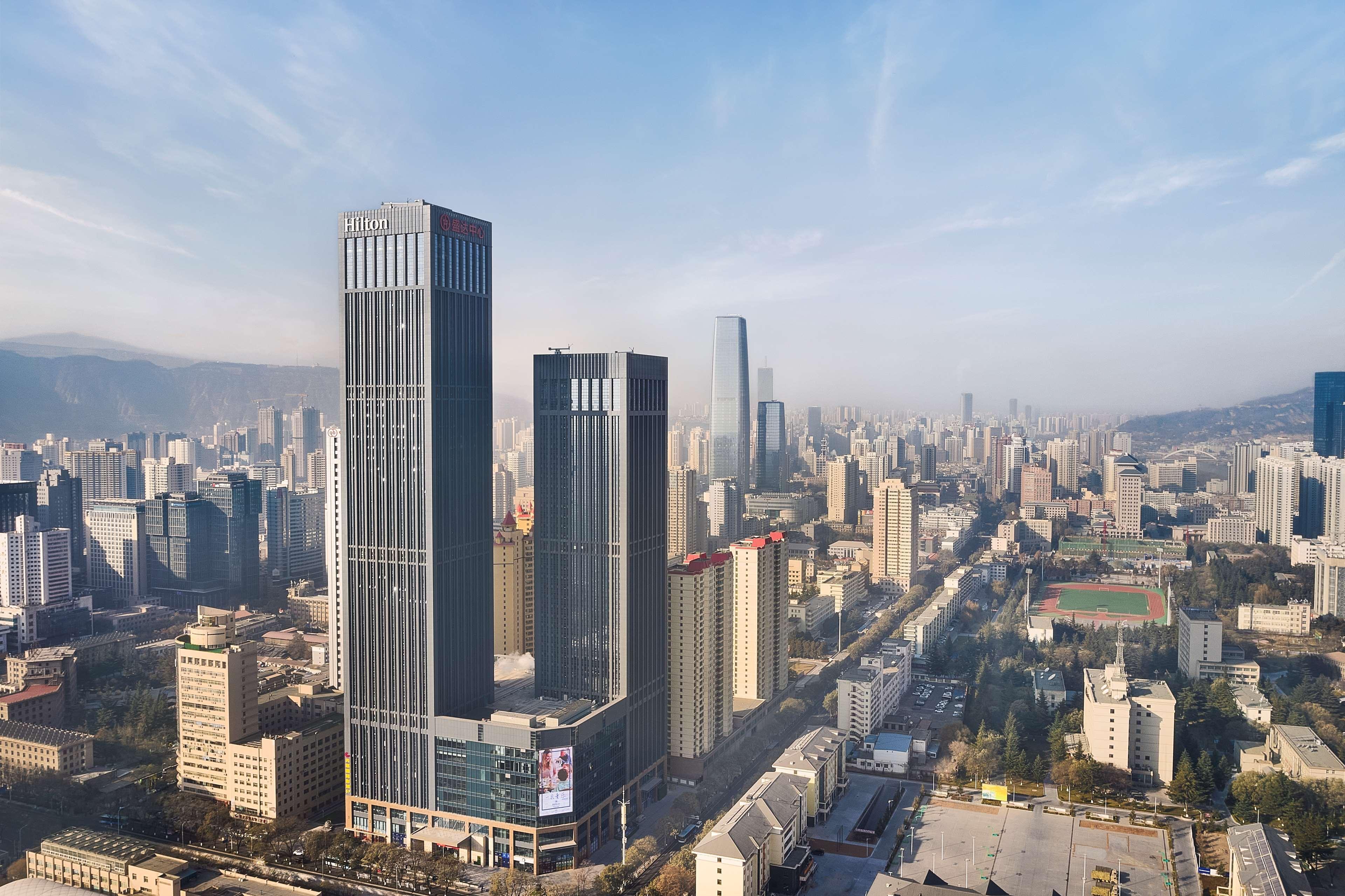 Hilton Lanzhou City Center Bagian luar foto