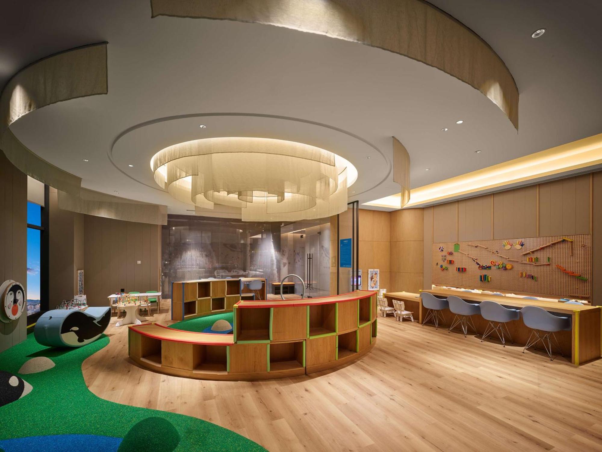 Hilton Lanzhou City Center Bagian luar foto